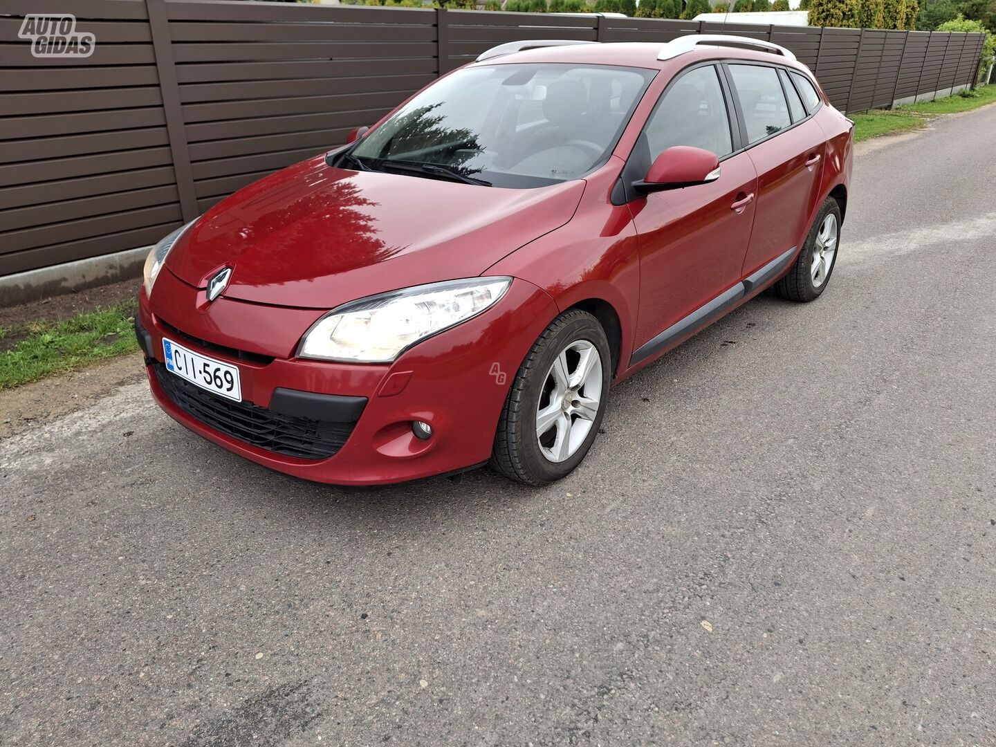 Renault Megane ISSIMOKETINAI 2012 y