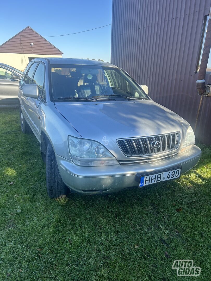 Lexus RX 300 2002 y Off-road / Crossover