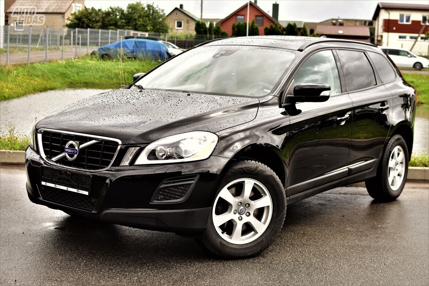 Volvo XC60 2012 г Внедорожник / Кроссовер