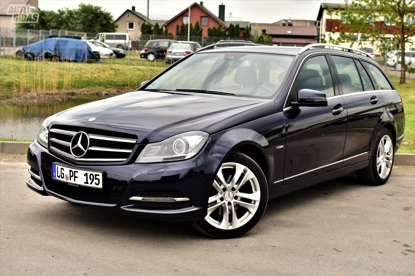 Mercedes-Benz C220 2014 m Universalas