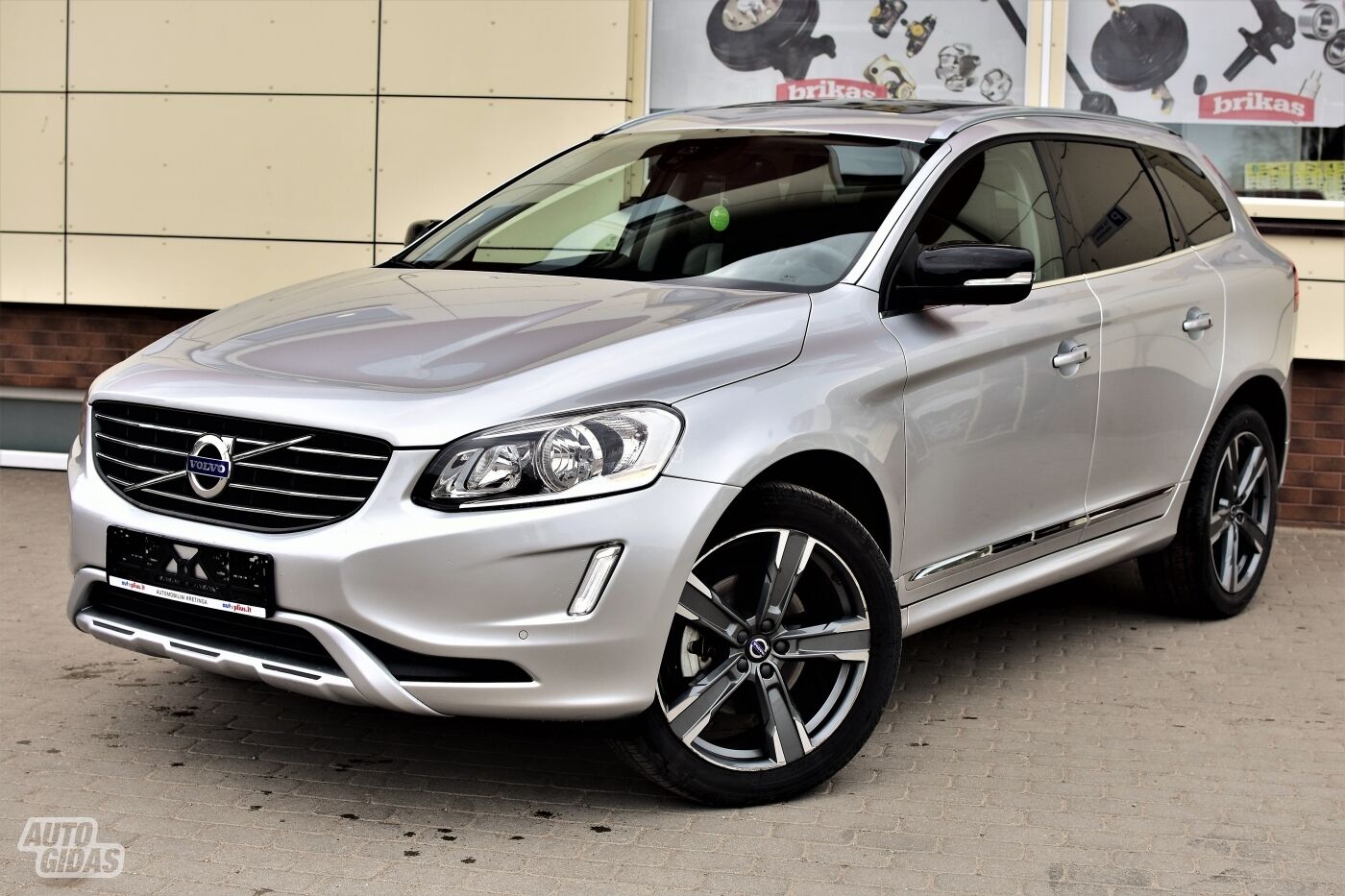 Volvo XC60 2017 m Visureigis / Krosoveris