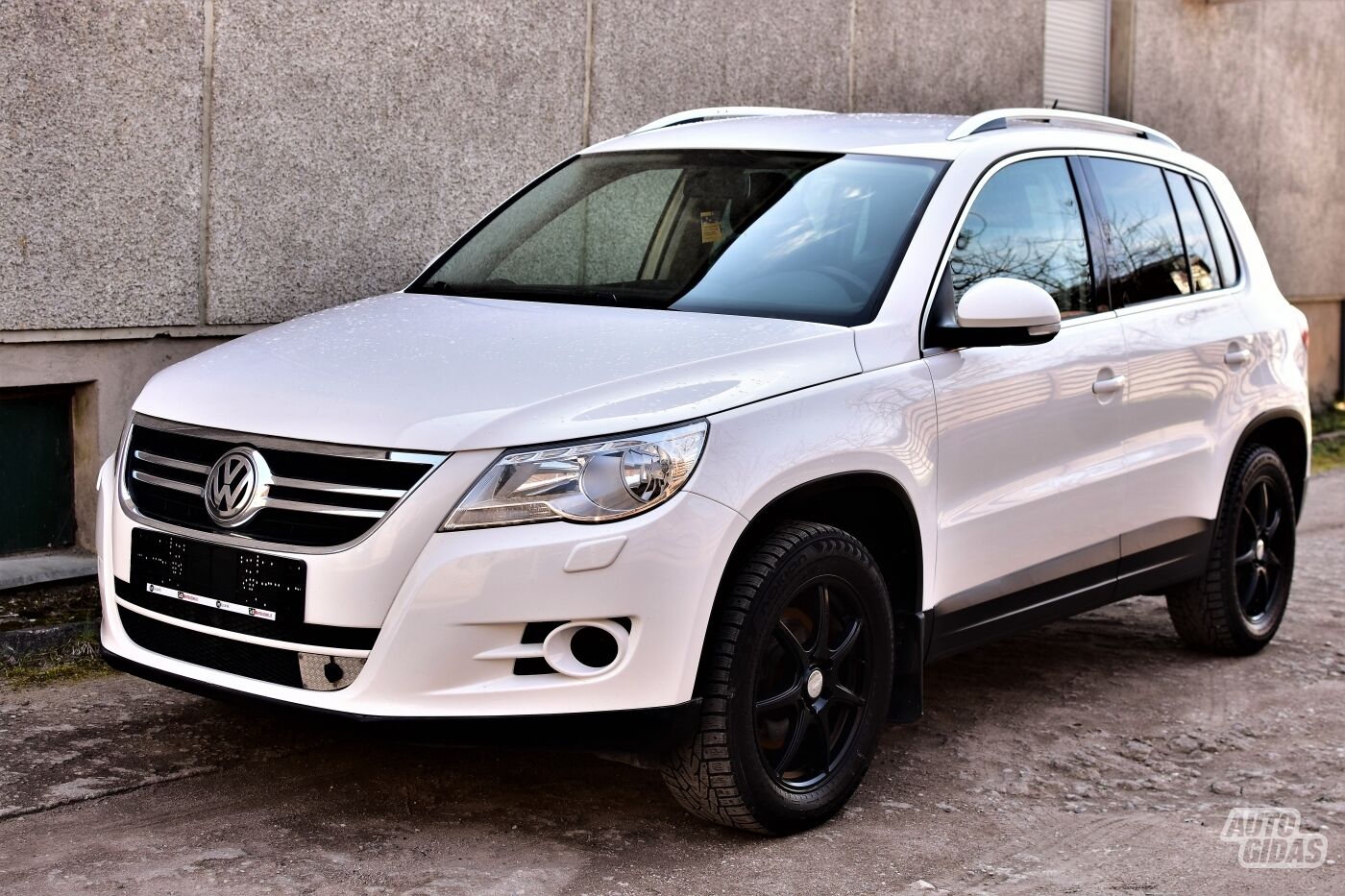 Volkswagen Tiguan 2008 y Off-road / Crossover