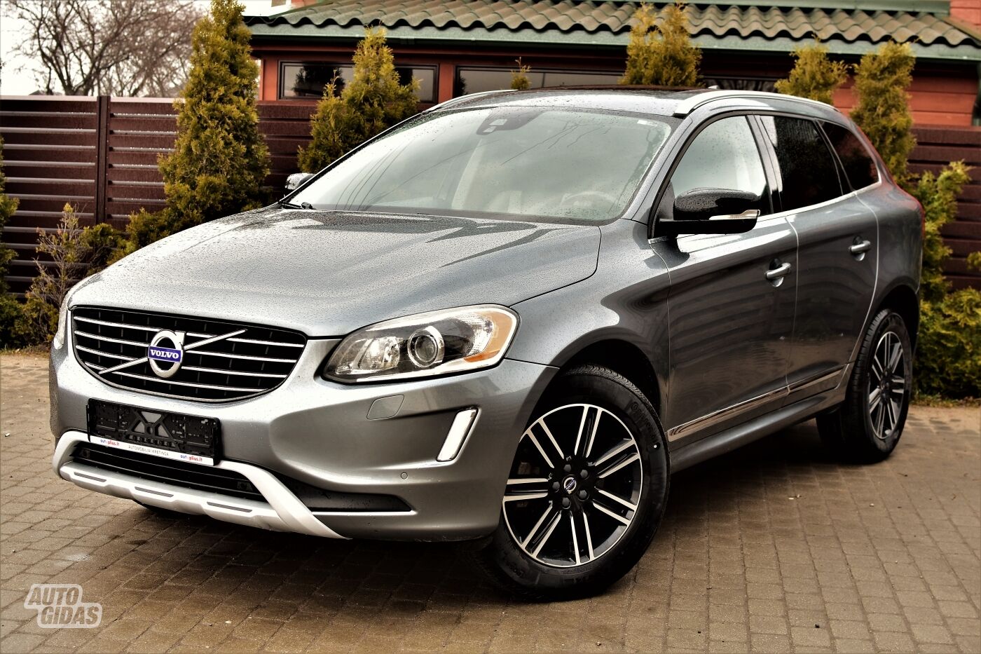 Volvo XC60 2017 m Visureigis / Krosoveris