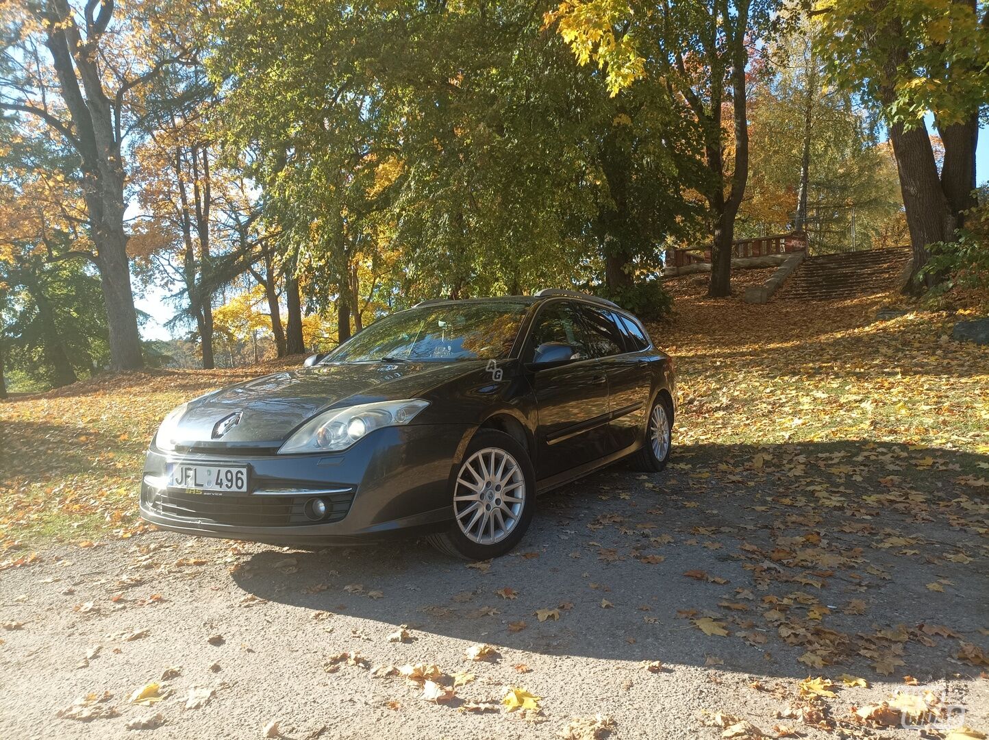 Renault Laguna 2010 г Универсал