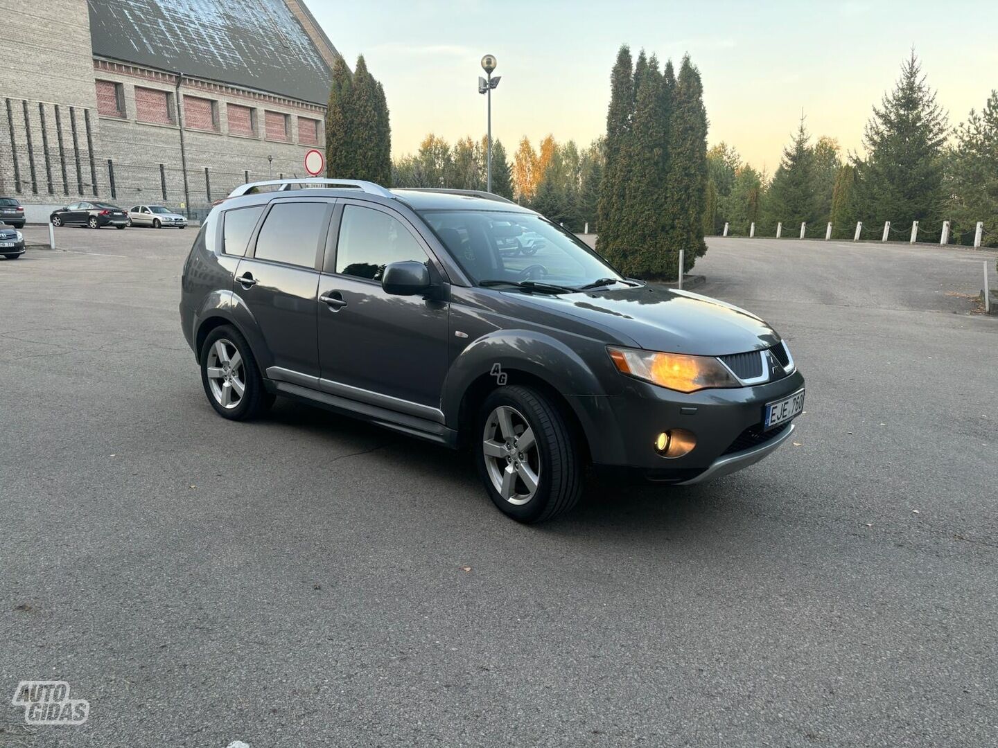 Mitsubishi Outlander 2009 m Visureigis / Krosoveris