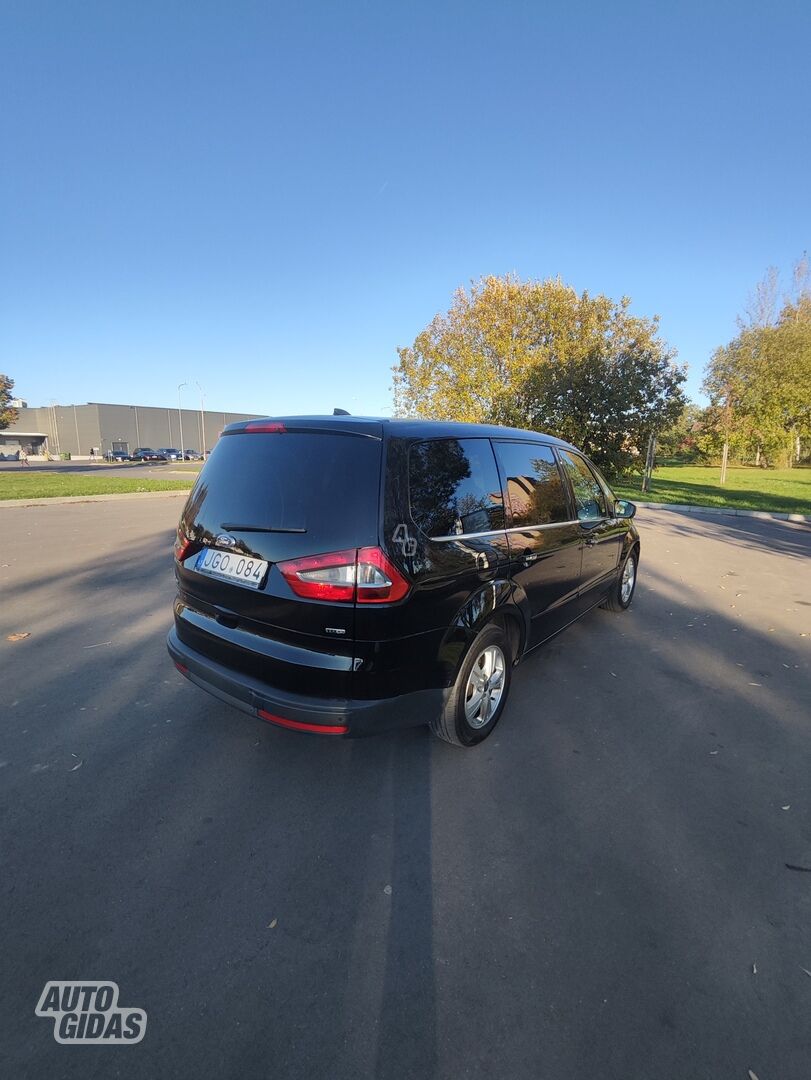 Ford Galaxy 2009 y Van