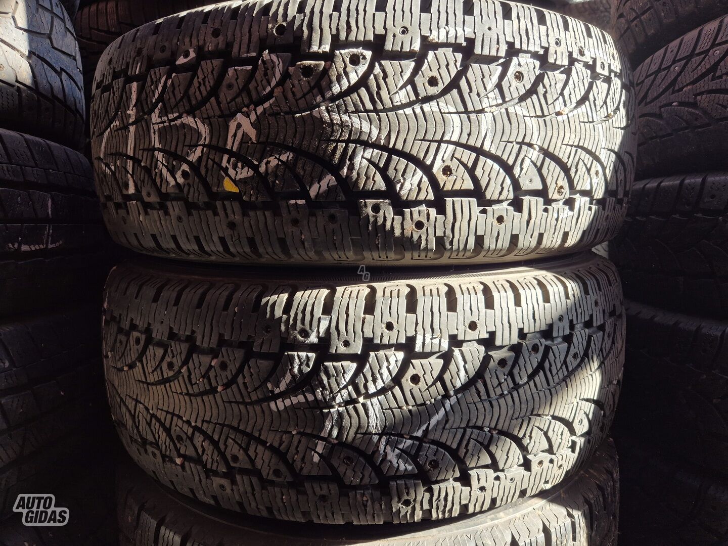 Pirelli R16C winter tyres minivans