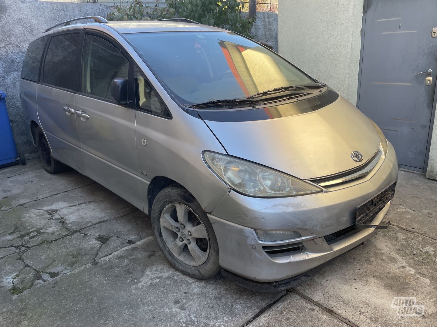 Toyota Previa 2006 m dalys