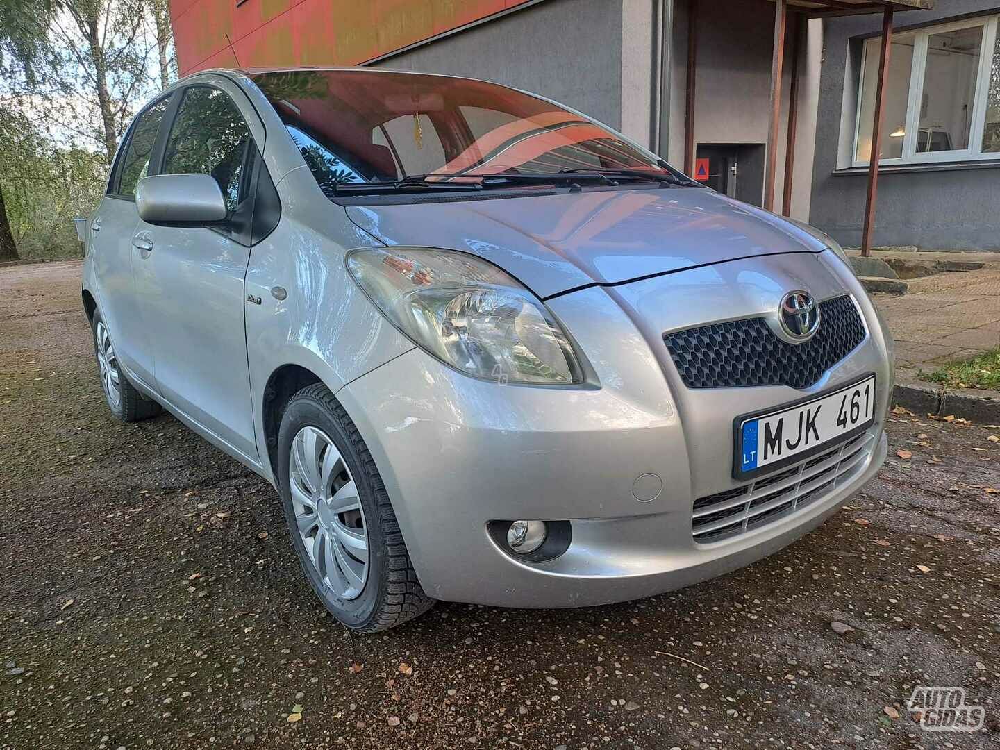 Toyota Yaris II 2009 m