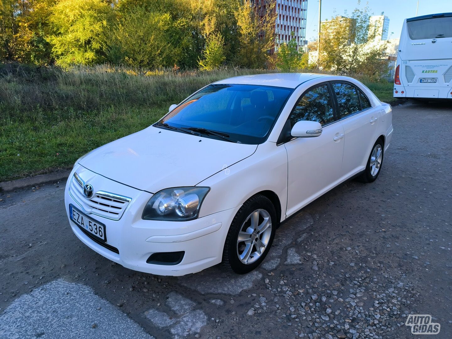 Toyota Avensis 2007 y Hatchback