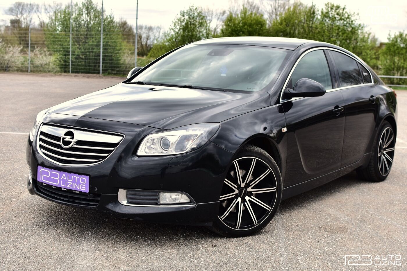 Opel Insignia 2011 y Hatchback