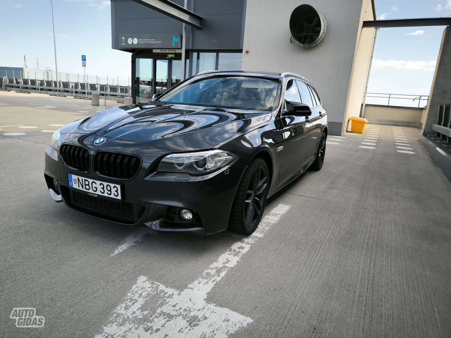 Bmw 520 F11 2014 m