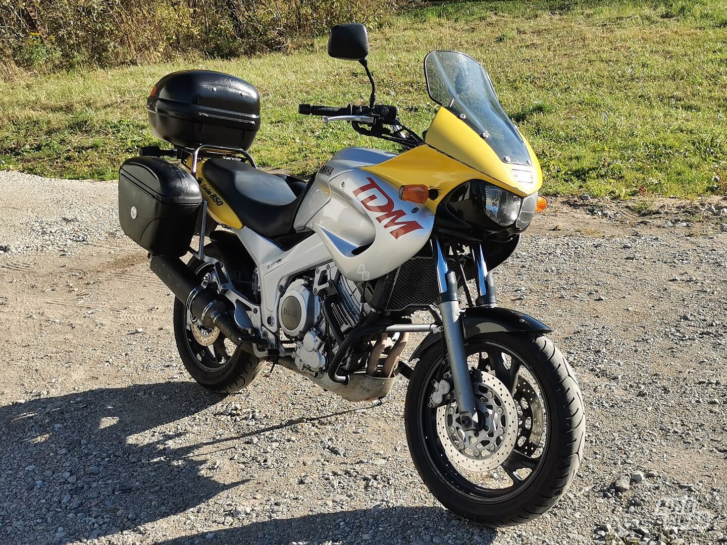 Yamaha TDM 1996 y Touring / Sport Touring motorcycle