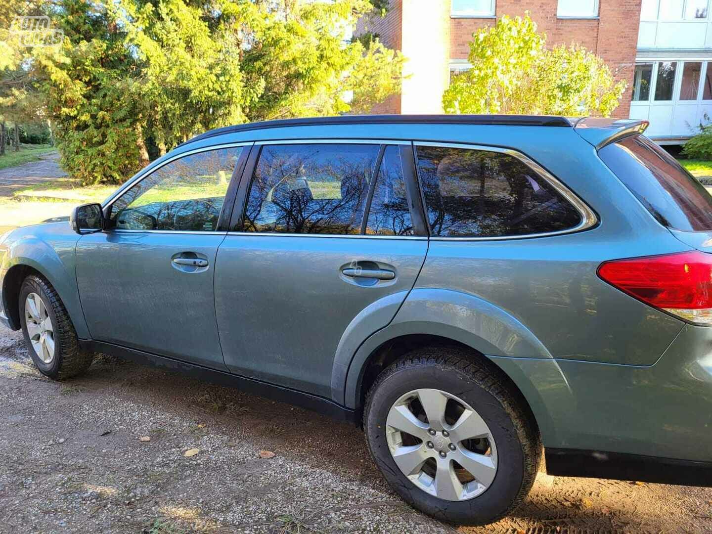 Subaru OUTBACK 10540 2010 г