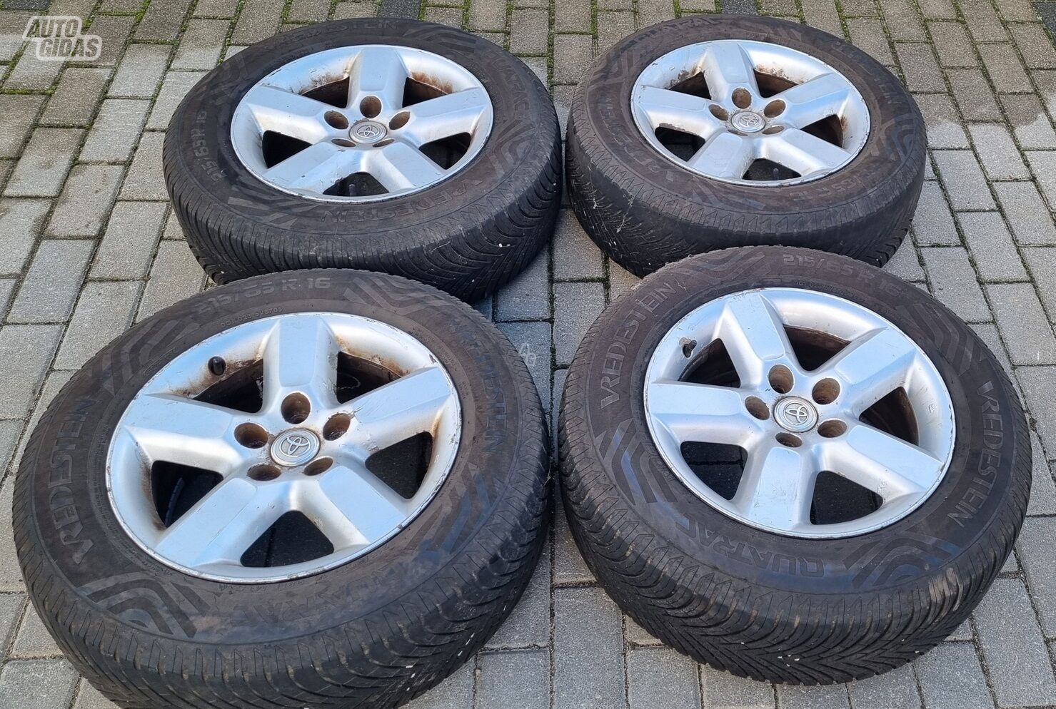 Toyota RAV4 light alloy R16 rims