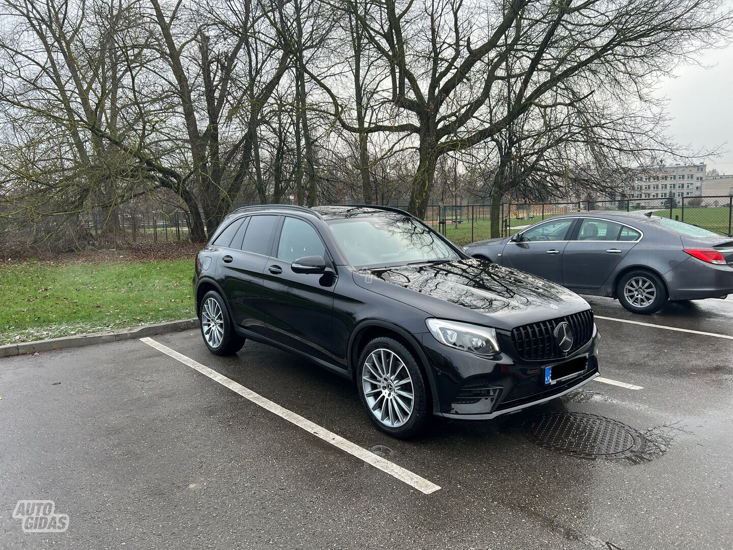 Mercedes-Benz GLC 250 2018 y Off-road / Crossover