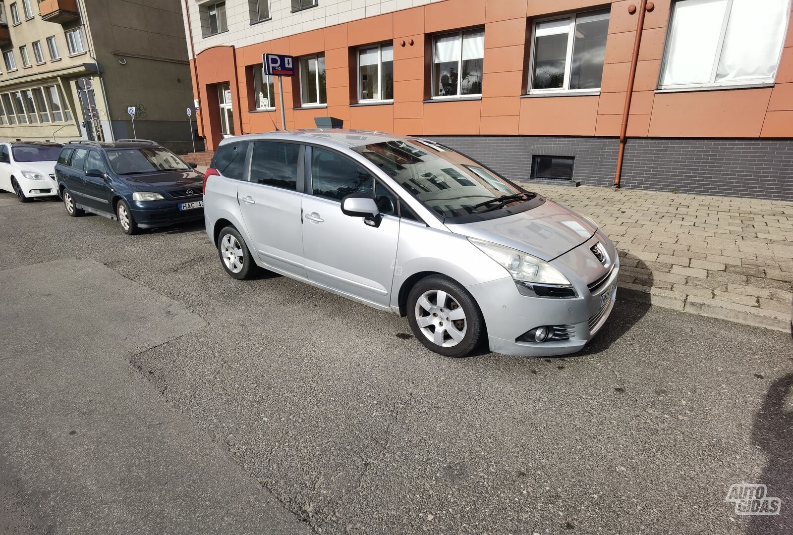 Peugeot 5008 I 2010 m