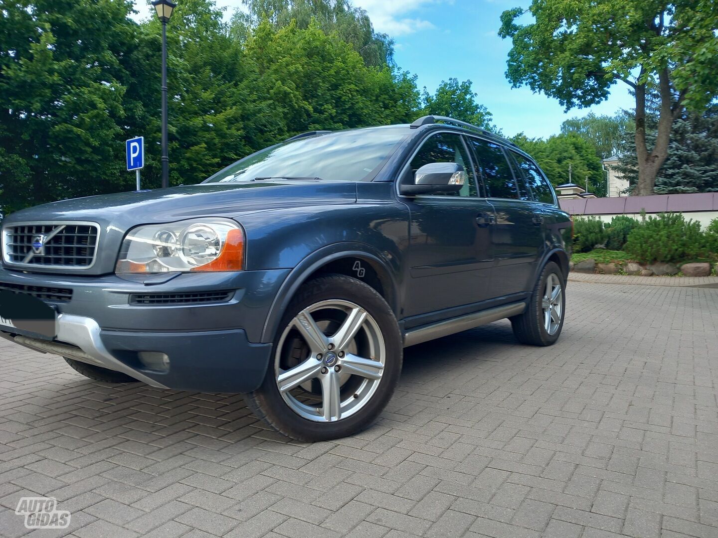 Volvo XC90 2008 г Внедорожник / Кроссовер