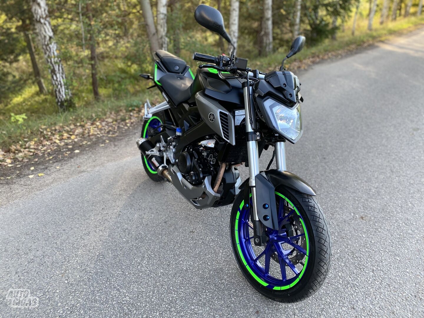 Yamaha MT 2016 y Scooter / moped