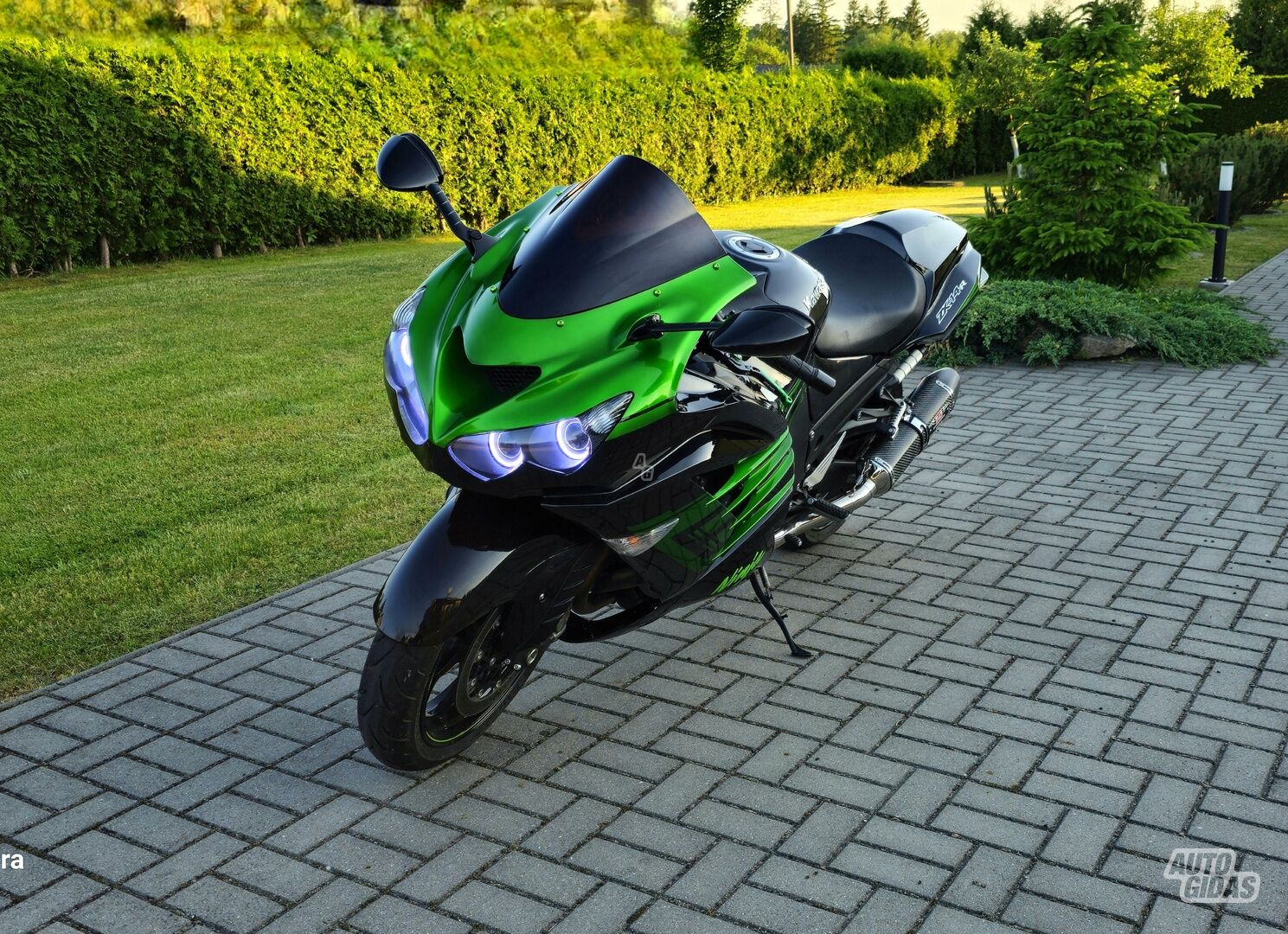 Kawasaki Ninja ZX-14R 2019 y Touring / Sport Touring motorcycle