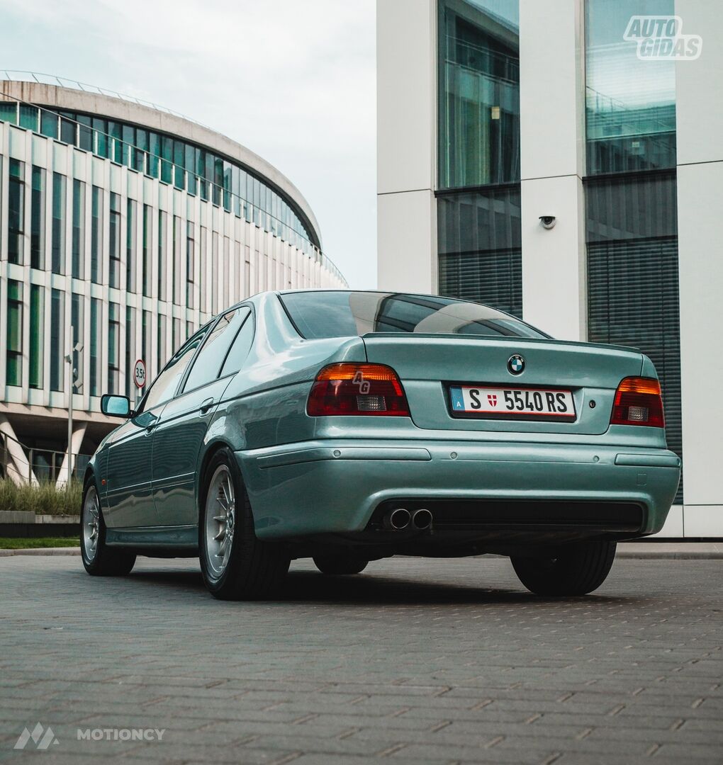 Bmw 540 E39 Petrol 2000 m