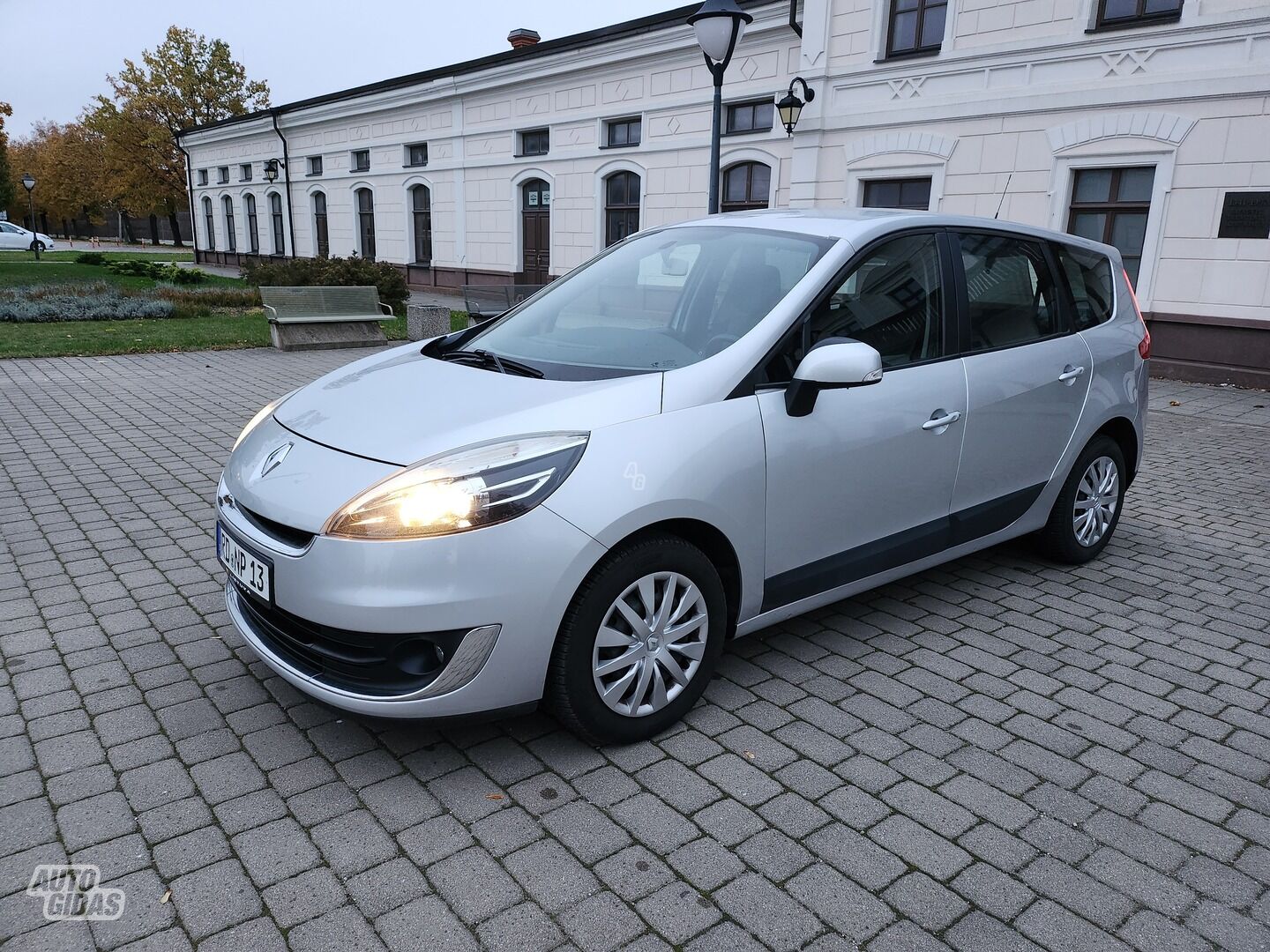 Renault Grand Scenic III 2012 г