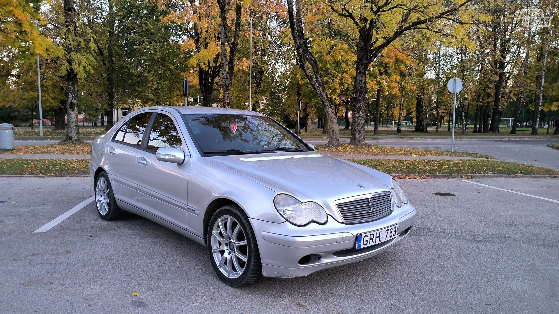 Mercedes-Benz C 220 2004 г Седан