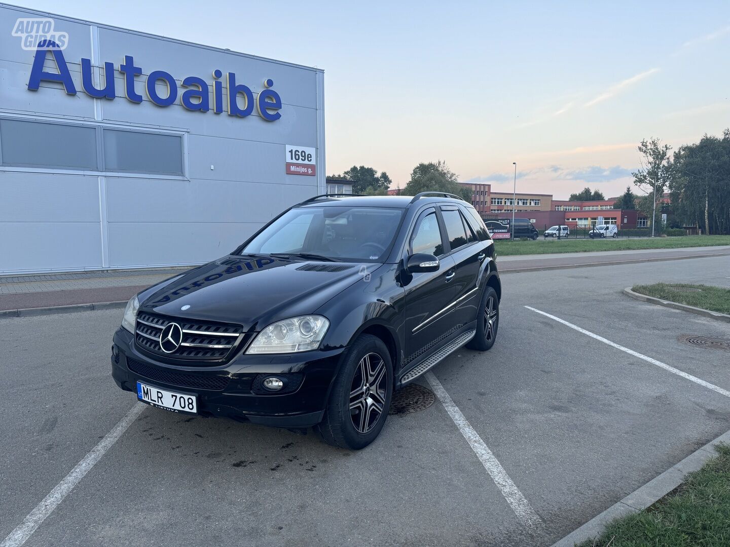 Mercedes-Benz ML 320 2006 y Off-road / Crossover