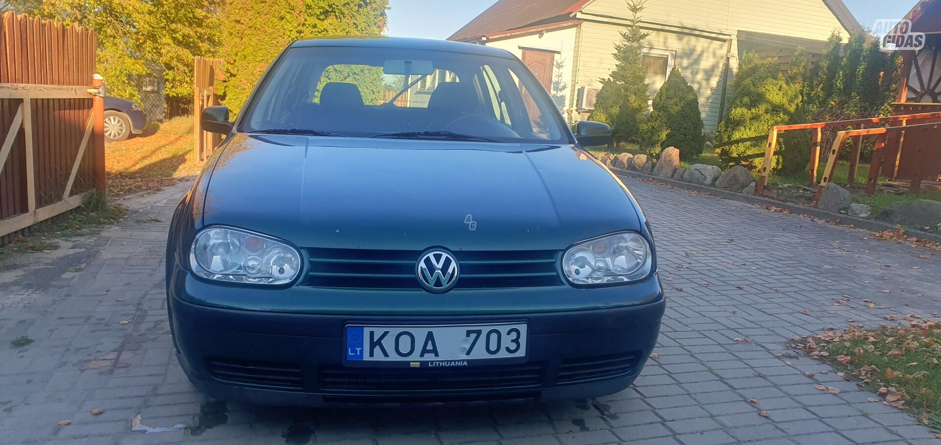 Volkswagen Golf 2001 г Хэтчбек