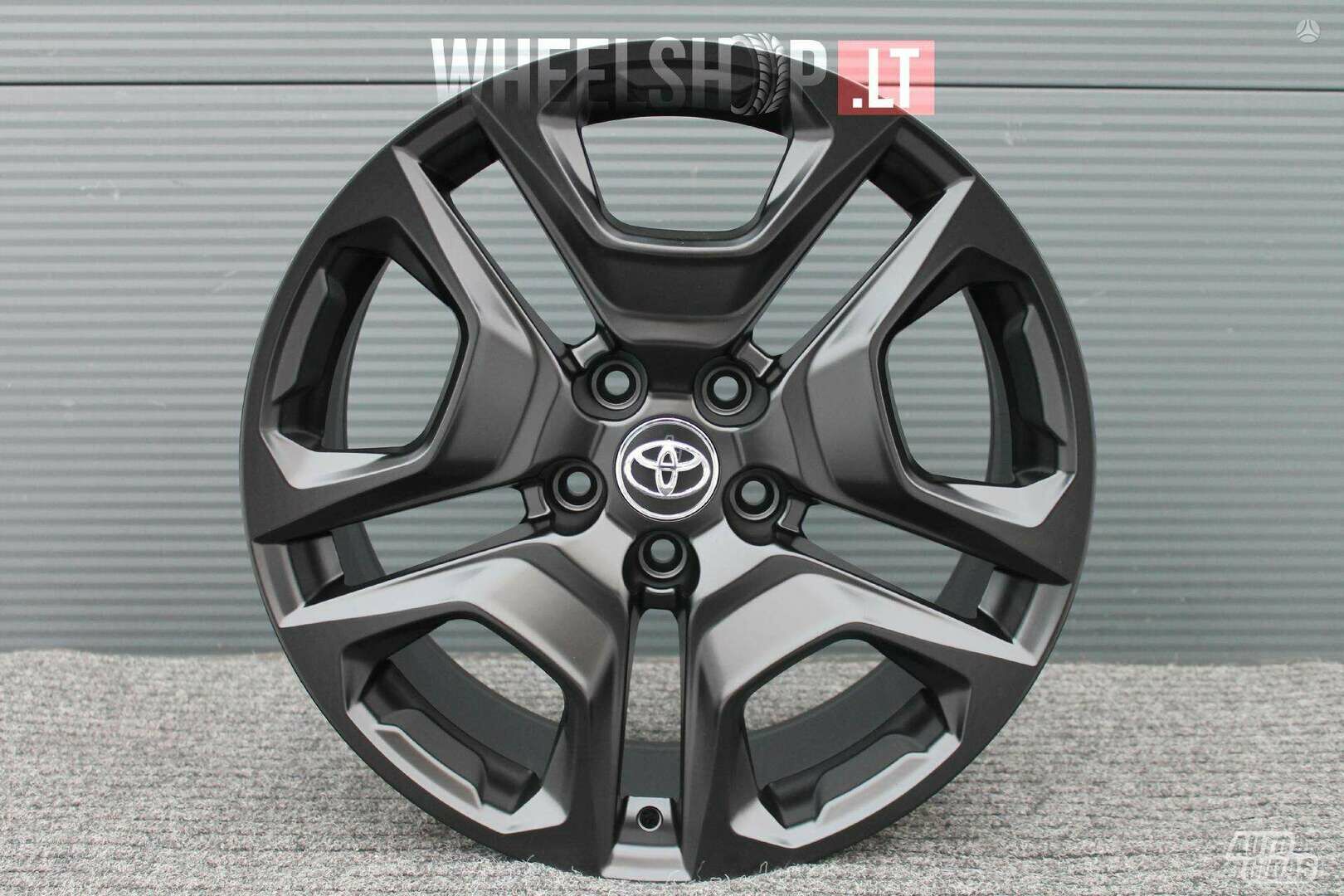 Toyota EU-A5567 Style Black light alloy R17 rims