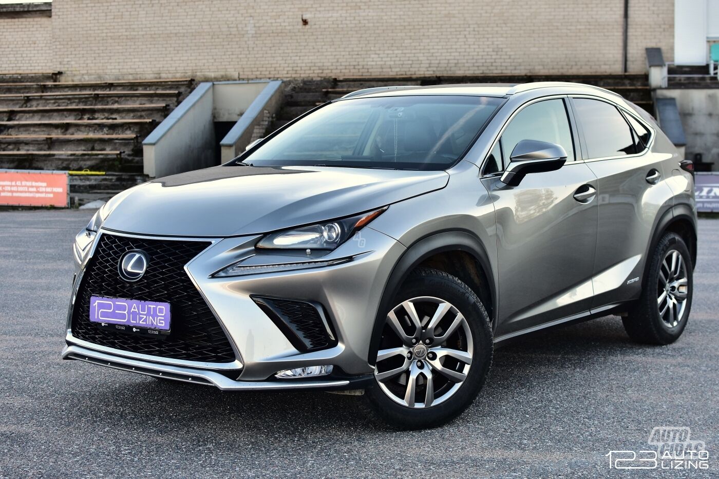 Lexus NX 300h 2015 m Visureigis / Krosoveris