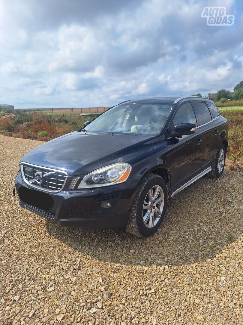 Volvo XC60 2009 y Off-road / Crossover