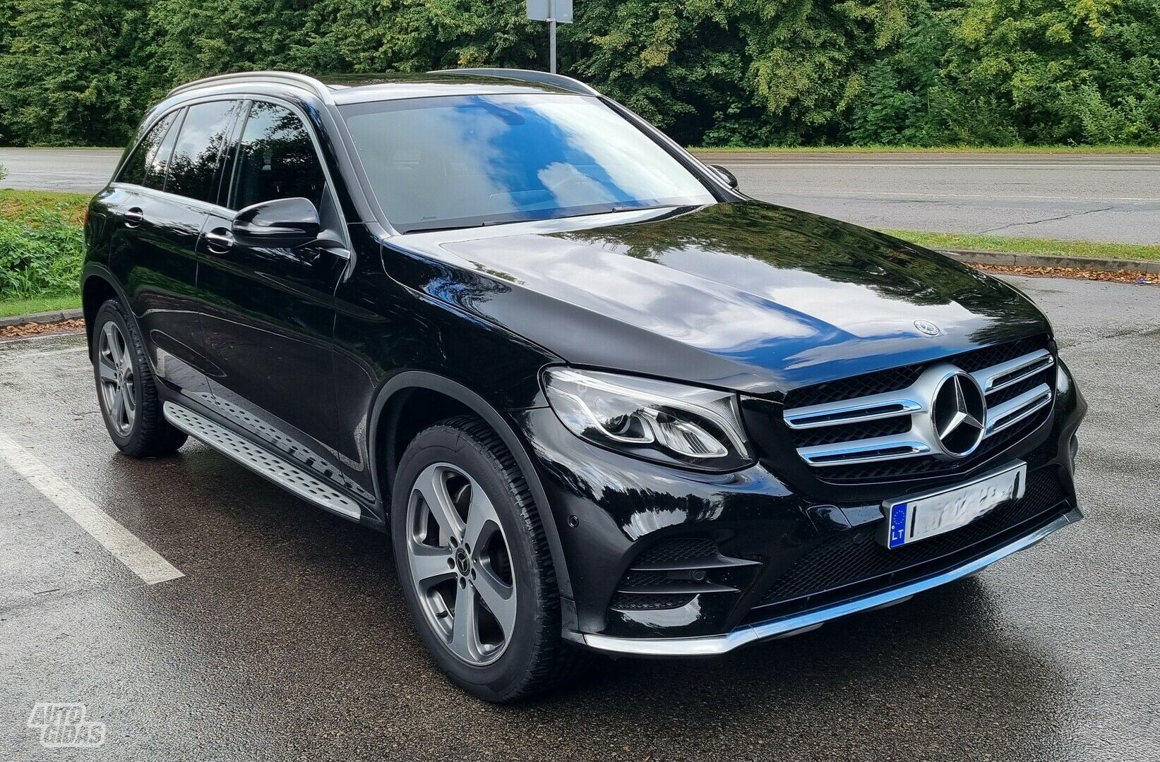 Mercedes-Benz GLC 300 2019 г Внедорожник / Кроссовер