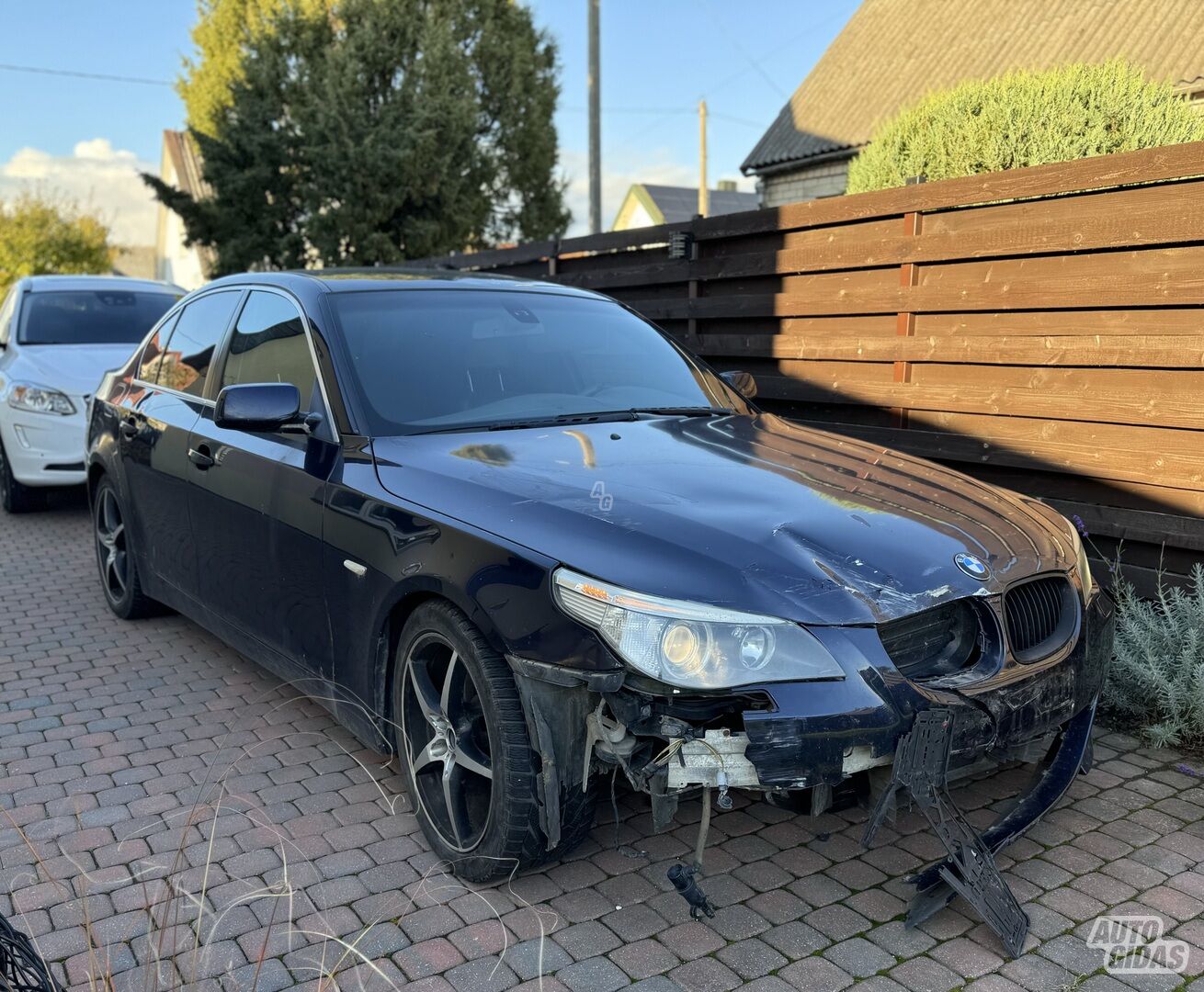 Bmw 530 E60 2004 г