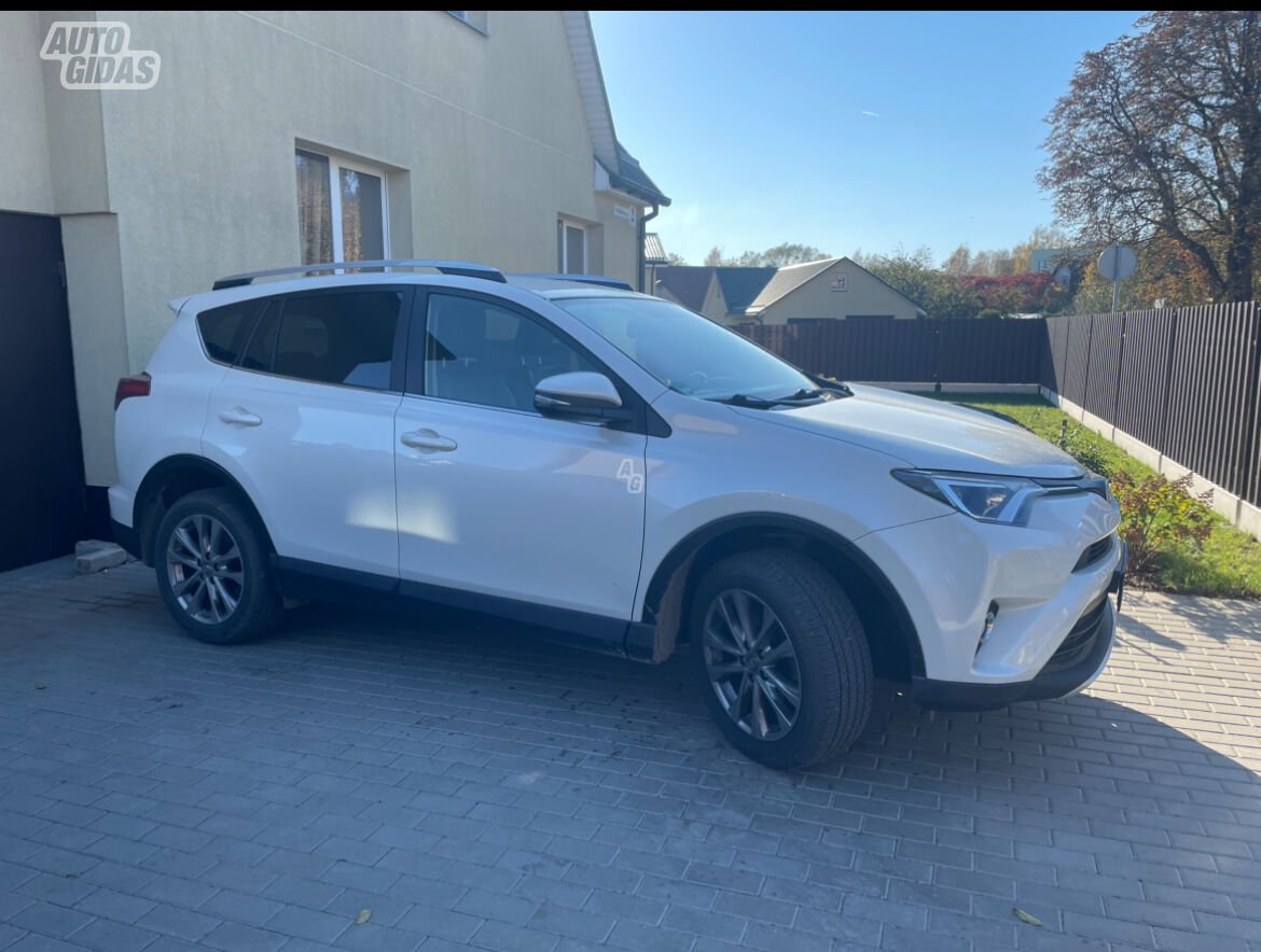 Toyota RAV4 2016 m Visureigis / Krosoveris