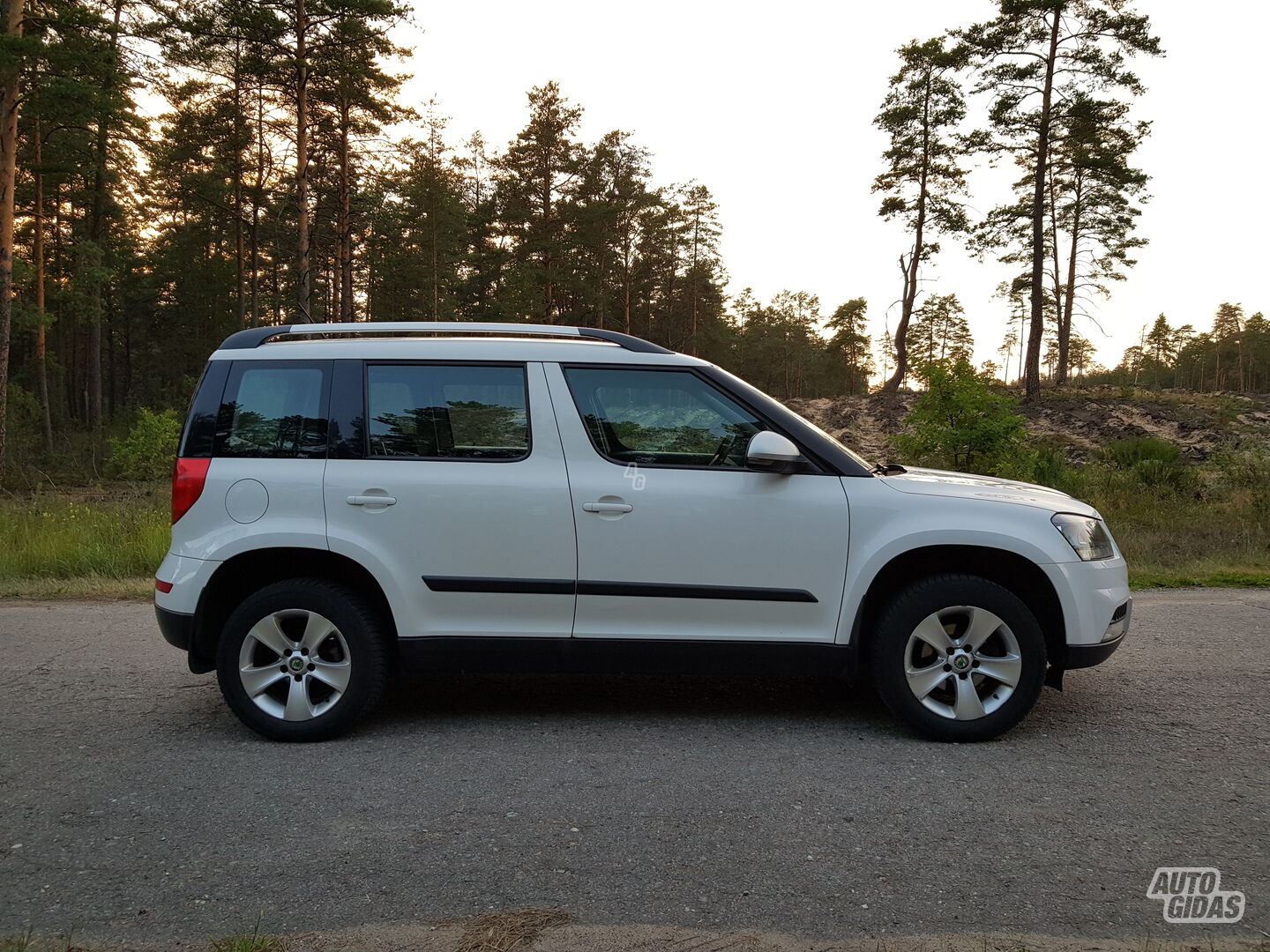 Skoda Yeti 2014 y Off-road / Crossover