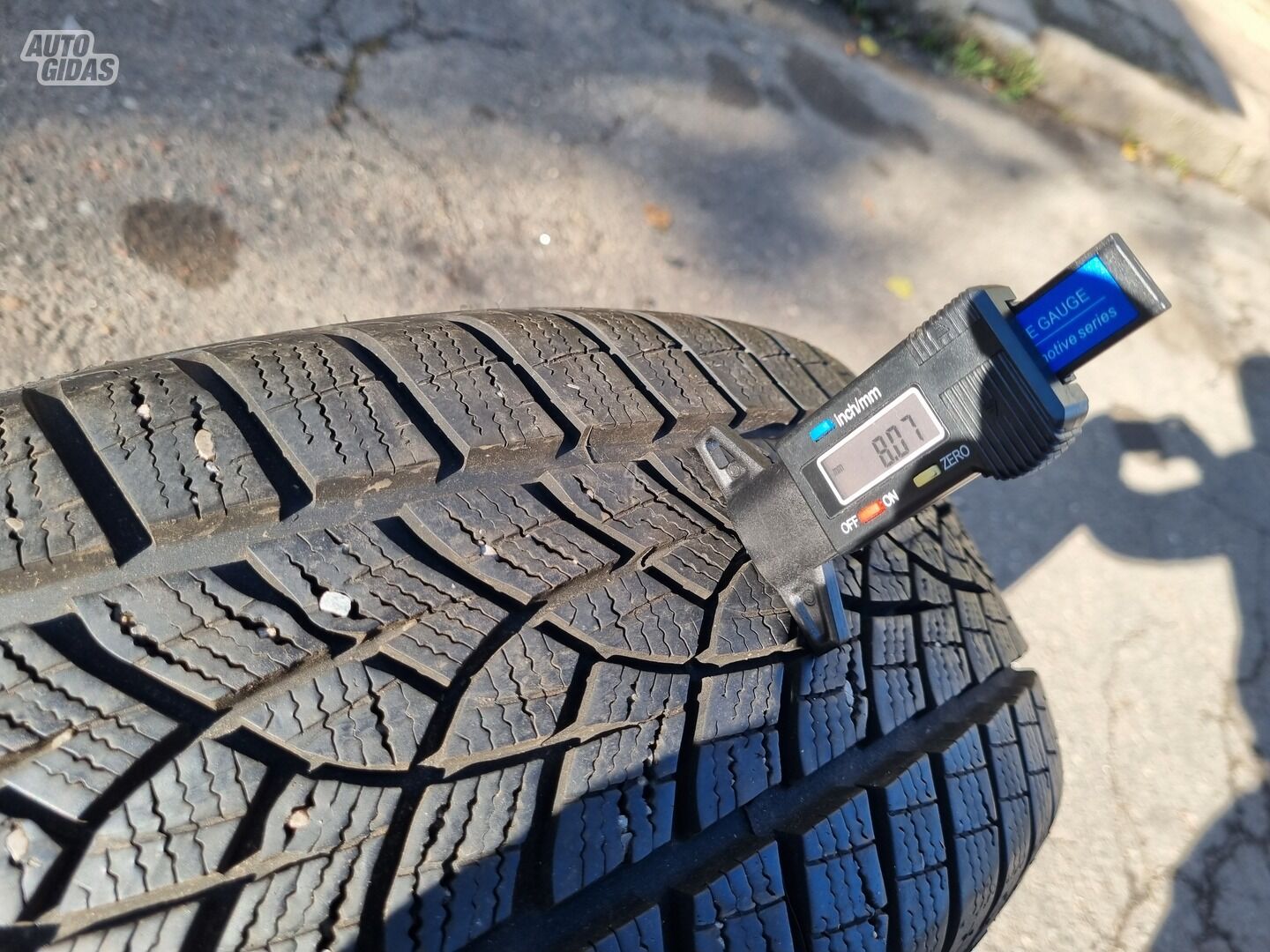 Goodyear UltraGrip Performanc R16 зимние шины для автомобилей