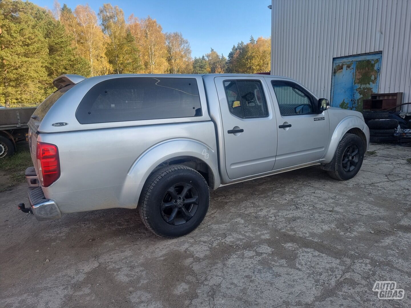 Nissan Navara III 2013 г