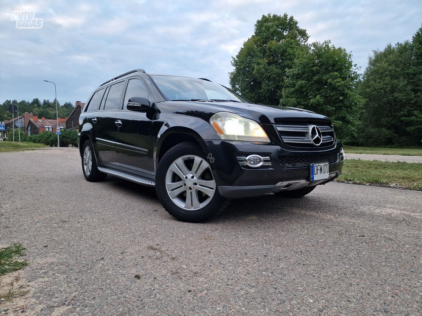 Mercedes-Benz GL 320 2008 г Внедорожник / Кроссовер