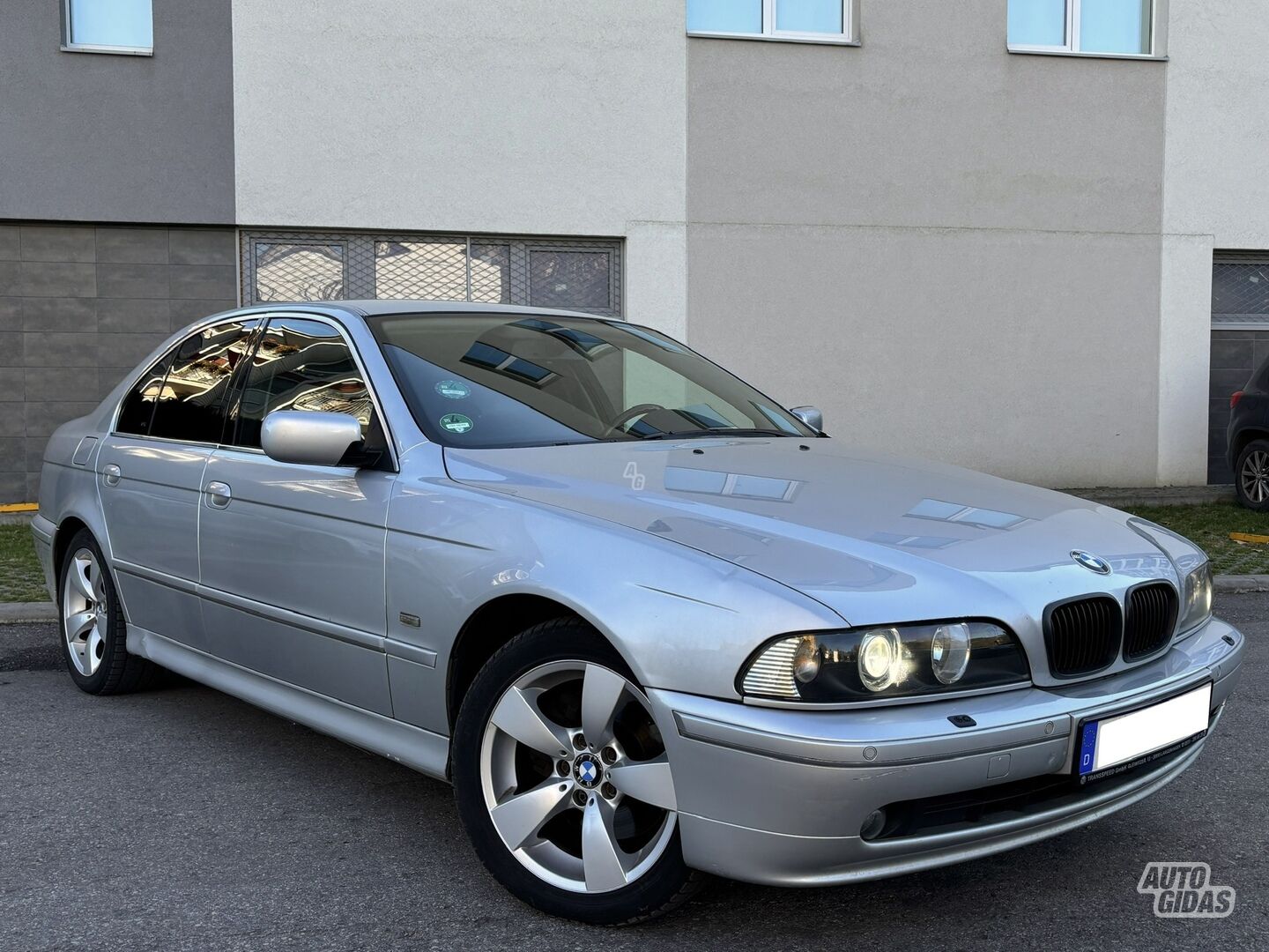 Bmw 530 E39 2002 г