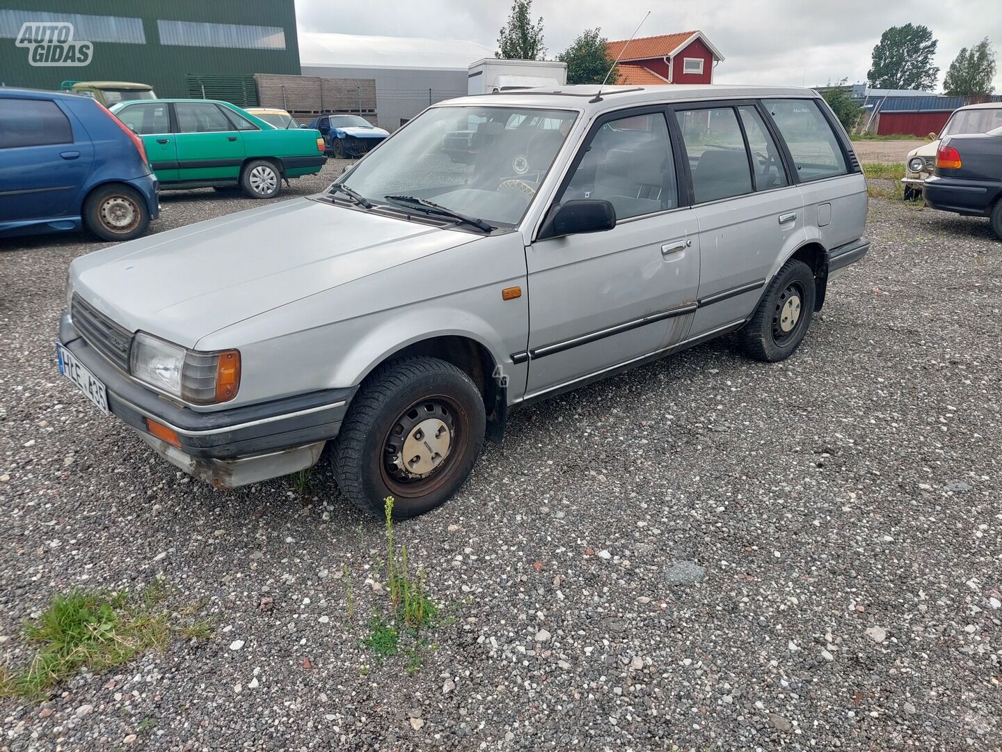 Mazda 323 1998 m Universalas