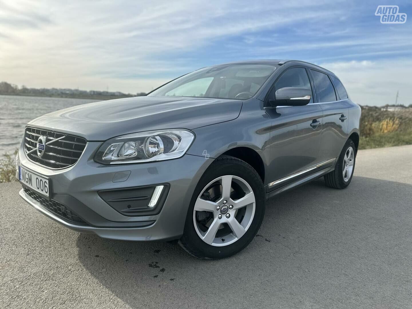 Volvo XC60 2016 m Visureigis / Krosoveris