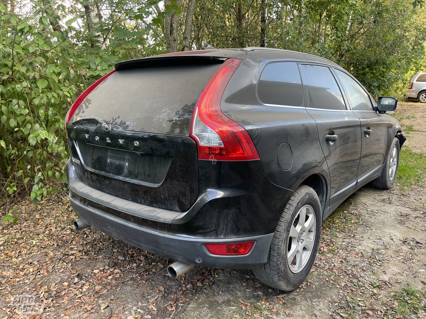 Volvo XC60 2010 y Off-road / Crossover