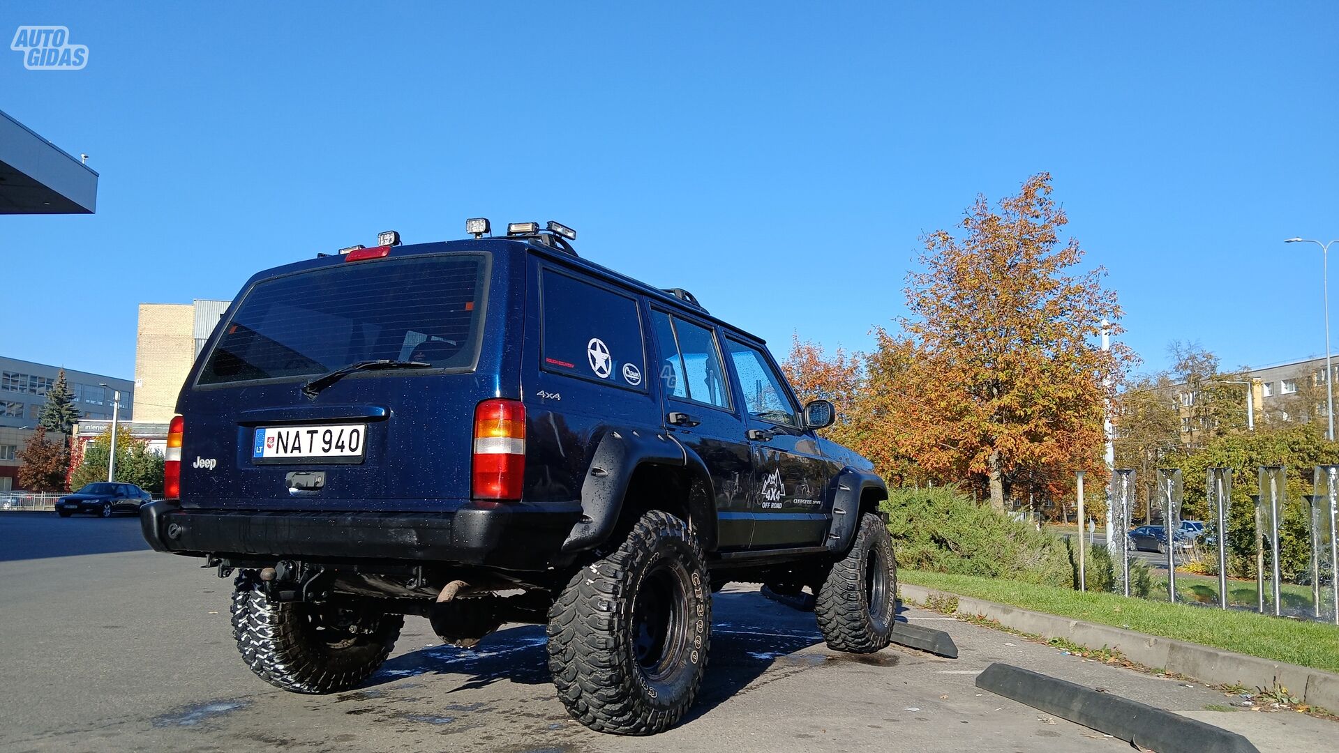 Jeep Cherokee 2000 m Visureigis / Krosoveris