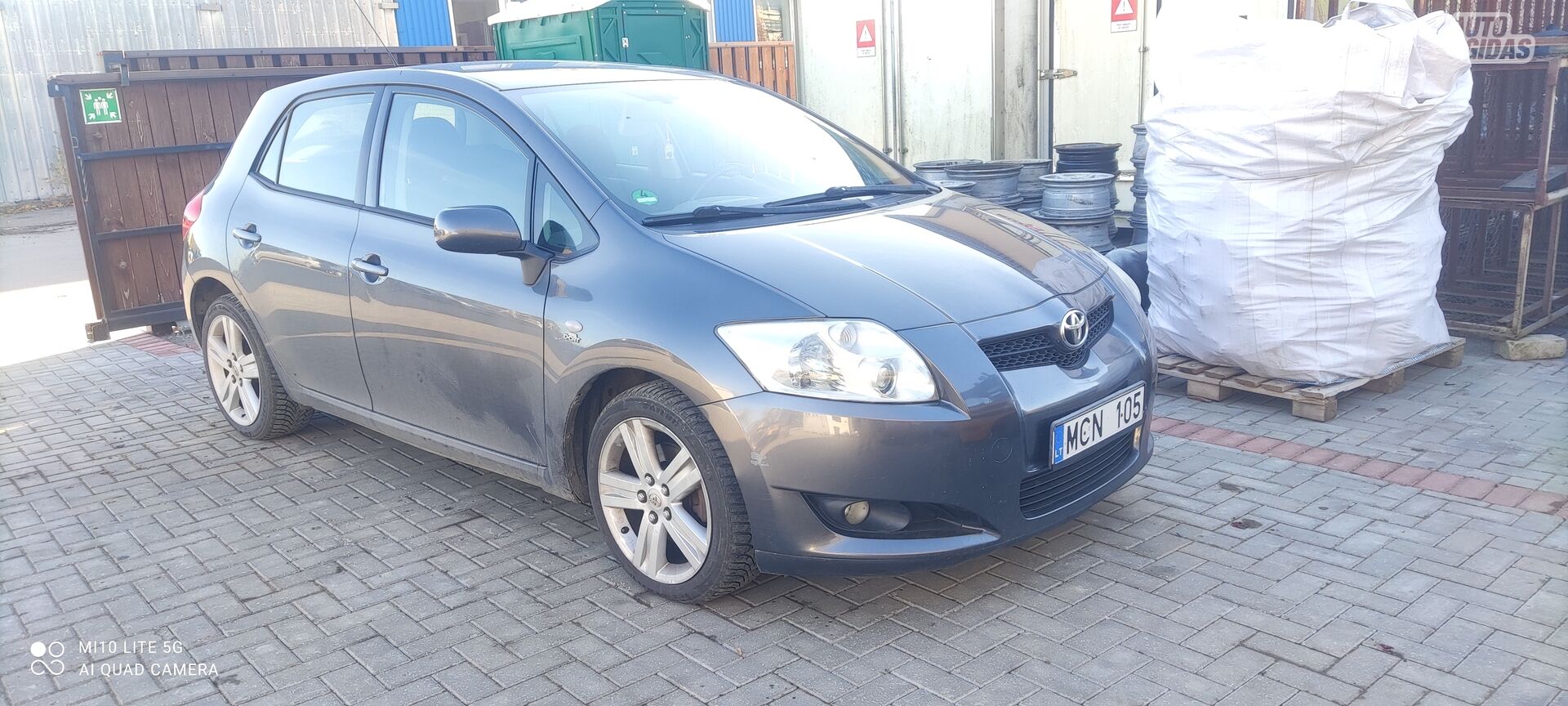 Toyota Auris 2007 y parts