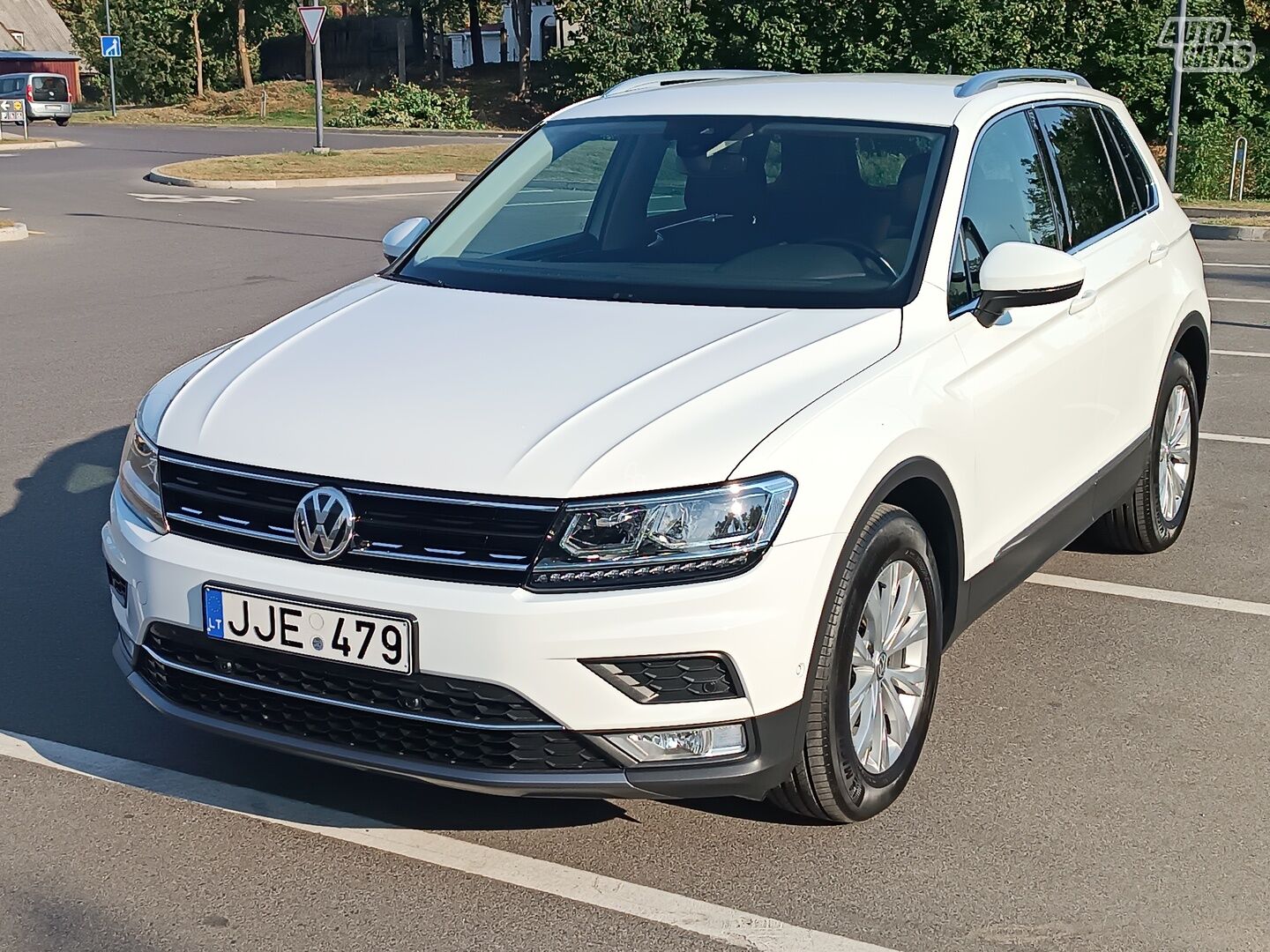 Volkswagen Tiguan II 2016 y