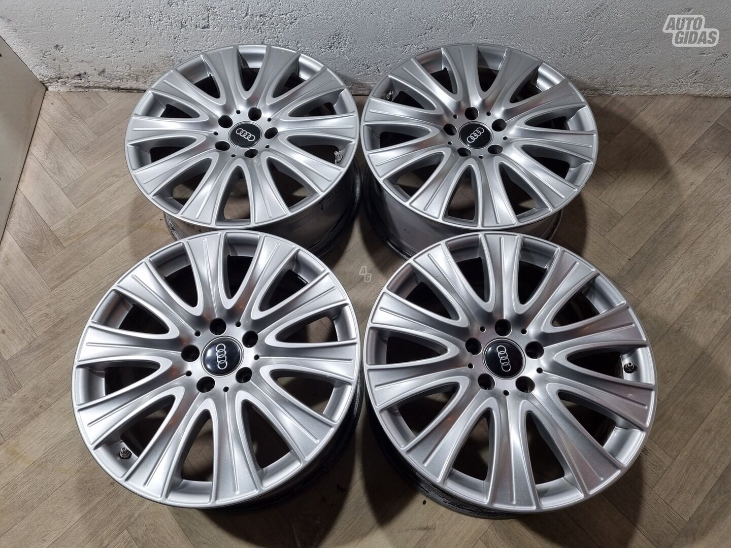 Audi R18 Q5 Q5 light alloy R18 rims