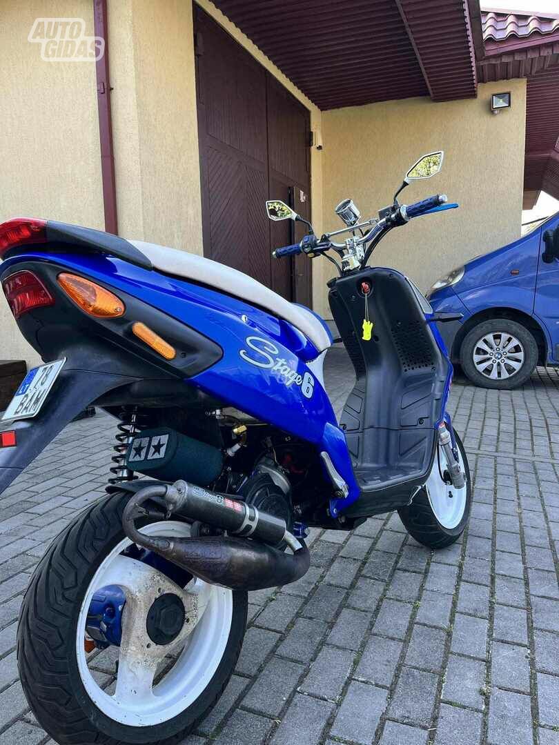 Piaggio NRG 2005 y Scooter / moped