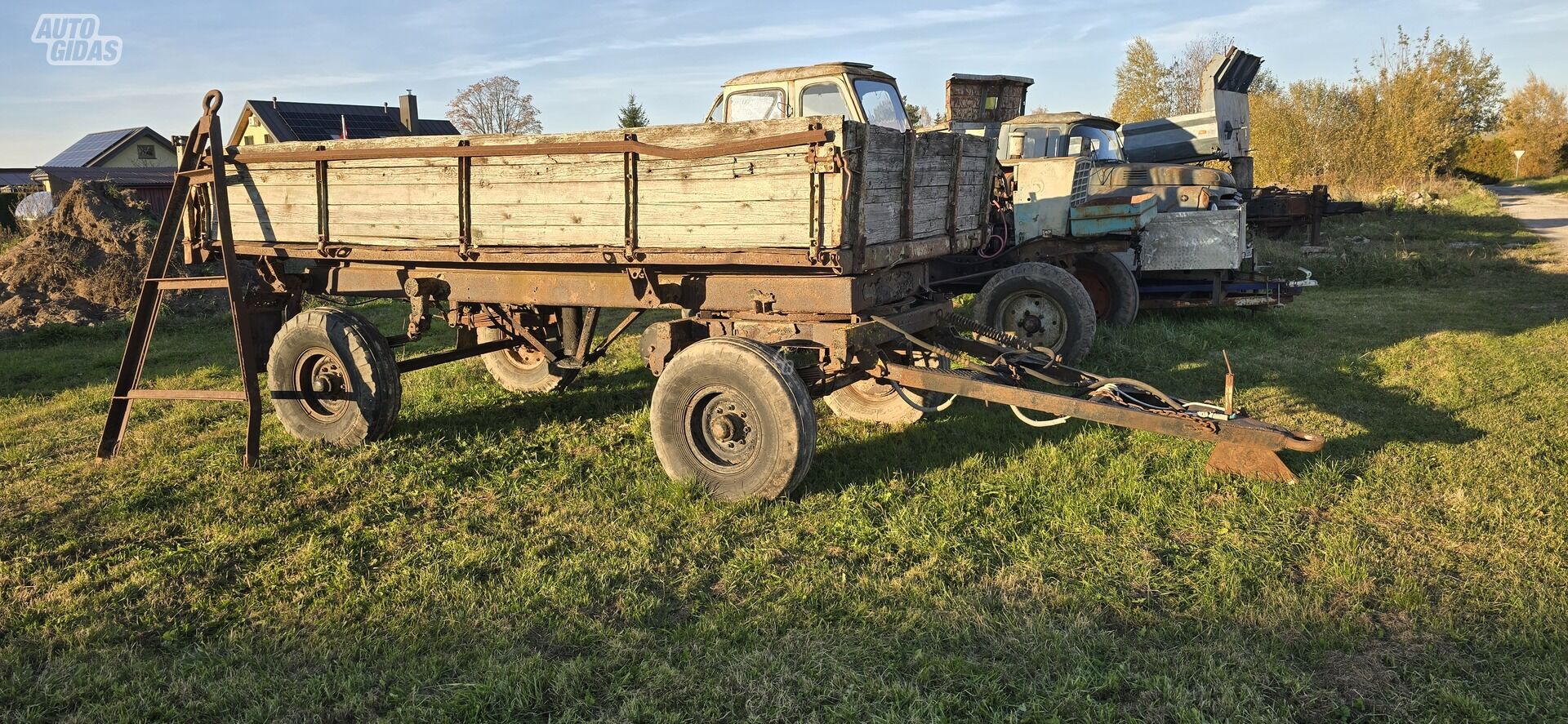 Savos gamybos 1997 m Automobilinė priekaba