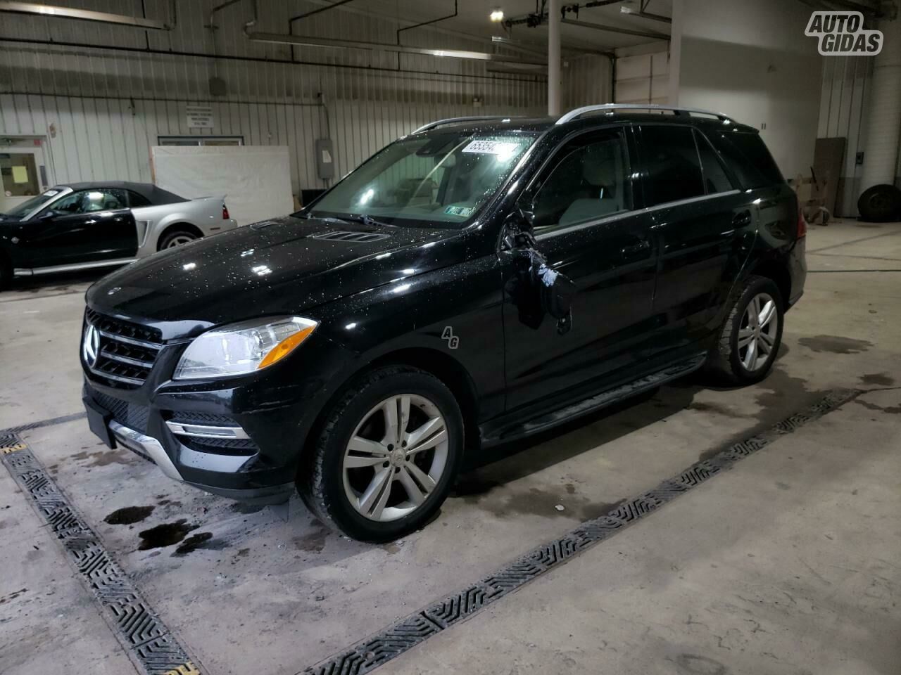 Mercedes-Benz ML 350 2014 y Off-road / Crossover